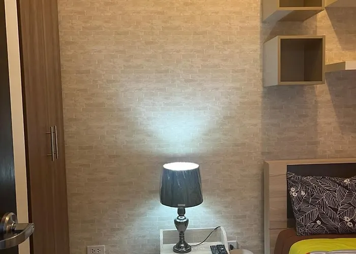 1 Bedroom Unit At Park West - Bgc * Manila